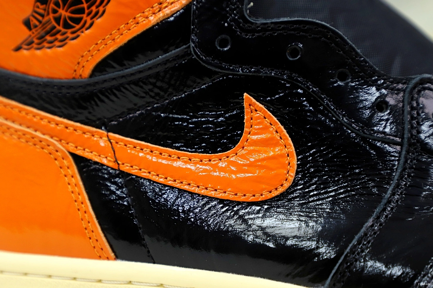 OG HIGH 1 'SHATTERED JORDAN AIR RETRO 3.0' BACKBOARD 0210